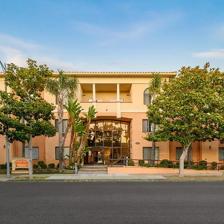 Studios Inn